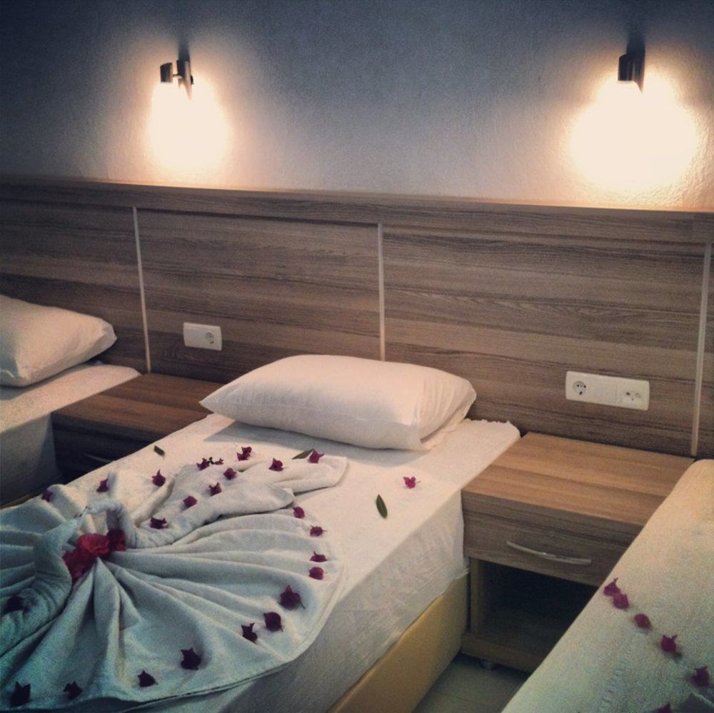 Filis Hotel 2*